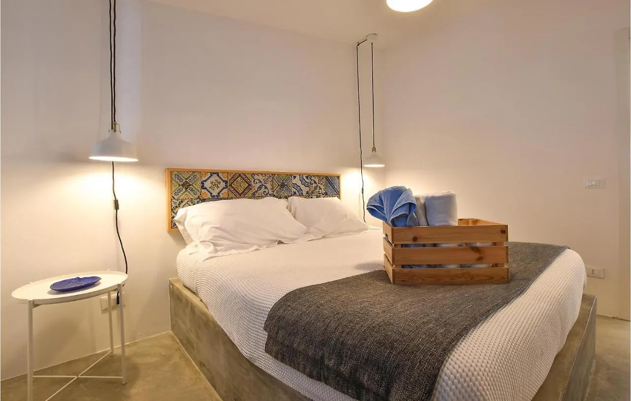 Cozy Home In Balestrate With Kitchen Holiday home